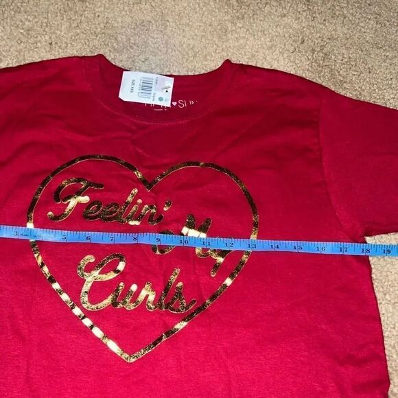 Fifth  Sun Burgundy Tee - Picture 4 of 8